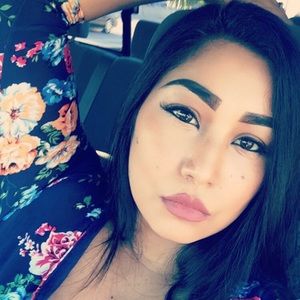 Meet your Posher, Cecilia